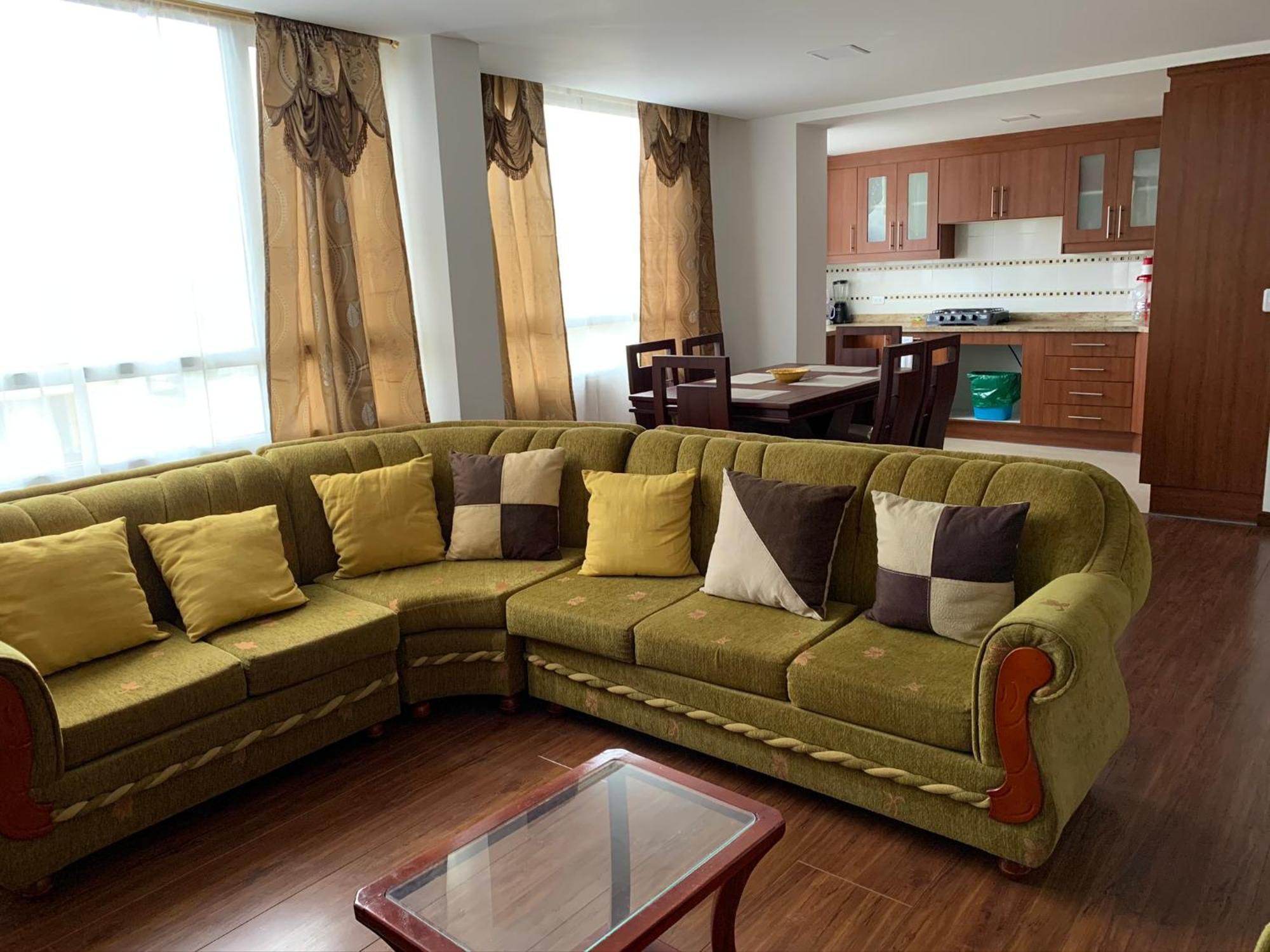 Instant Hotel - Departamento En Ambato Eksteriør billede