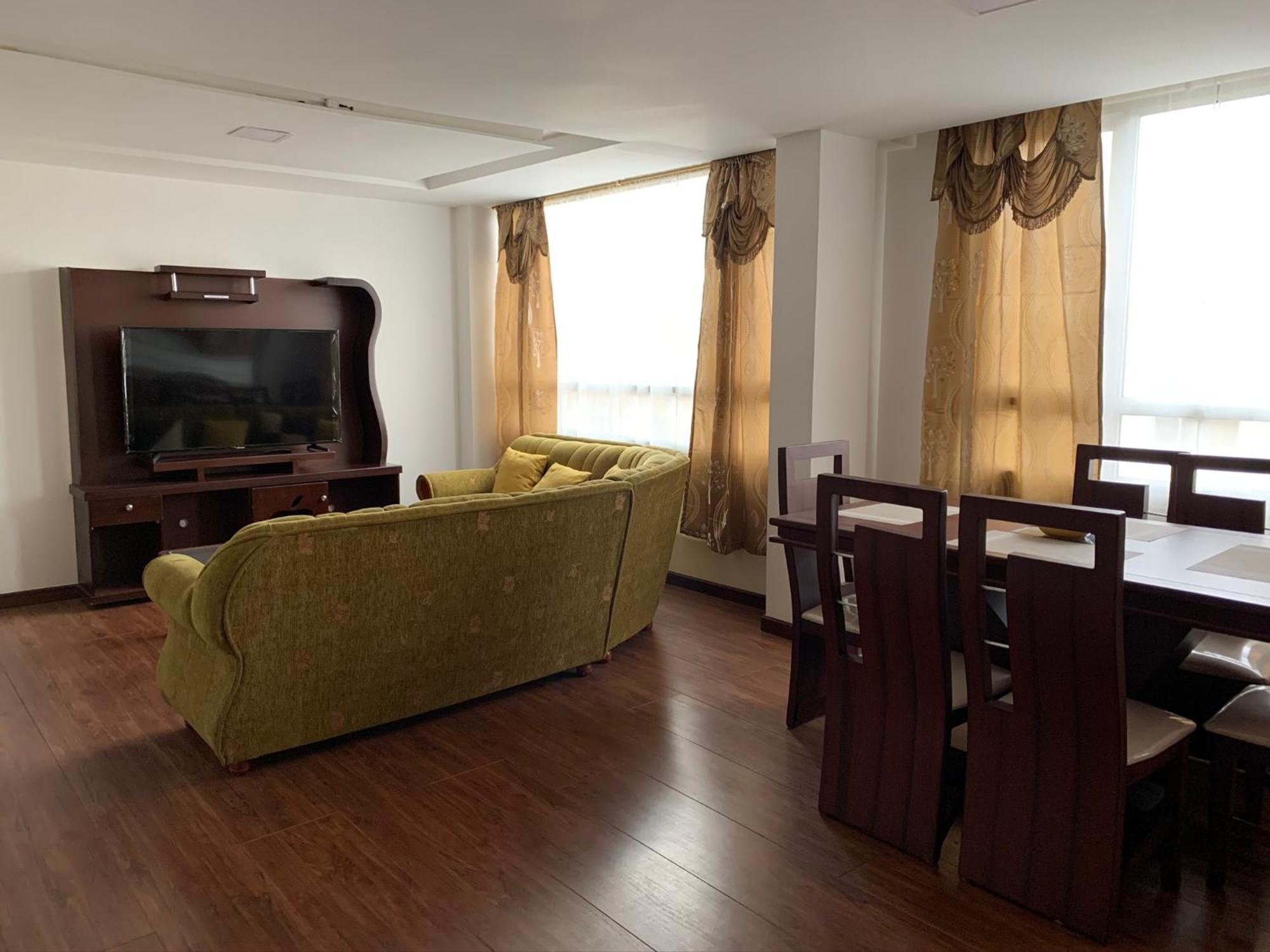 Instant Hotel - Departamento En Ambato Eksteriør billede