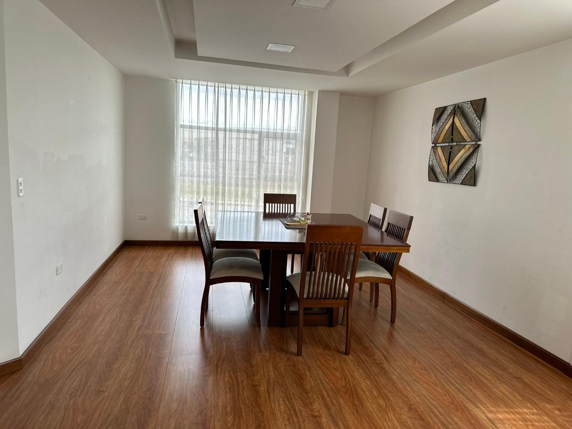 Instant Hotel - Departamento En Ambato Eksteriør billede