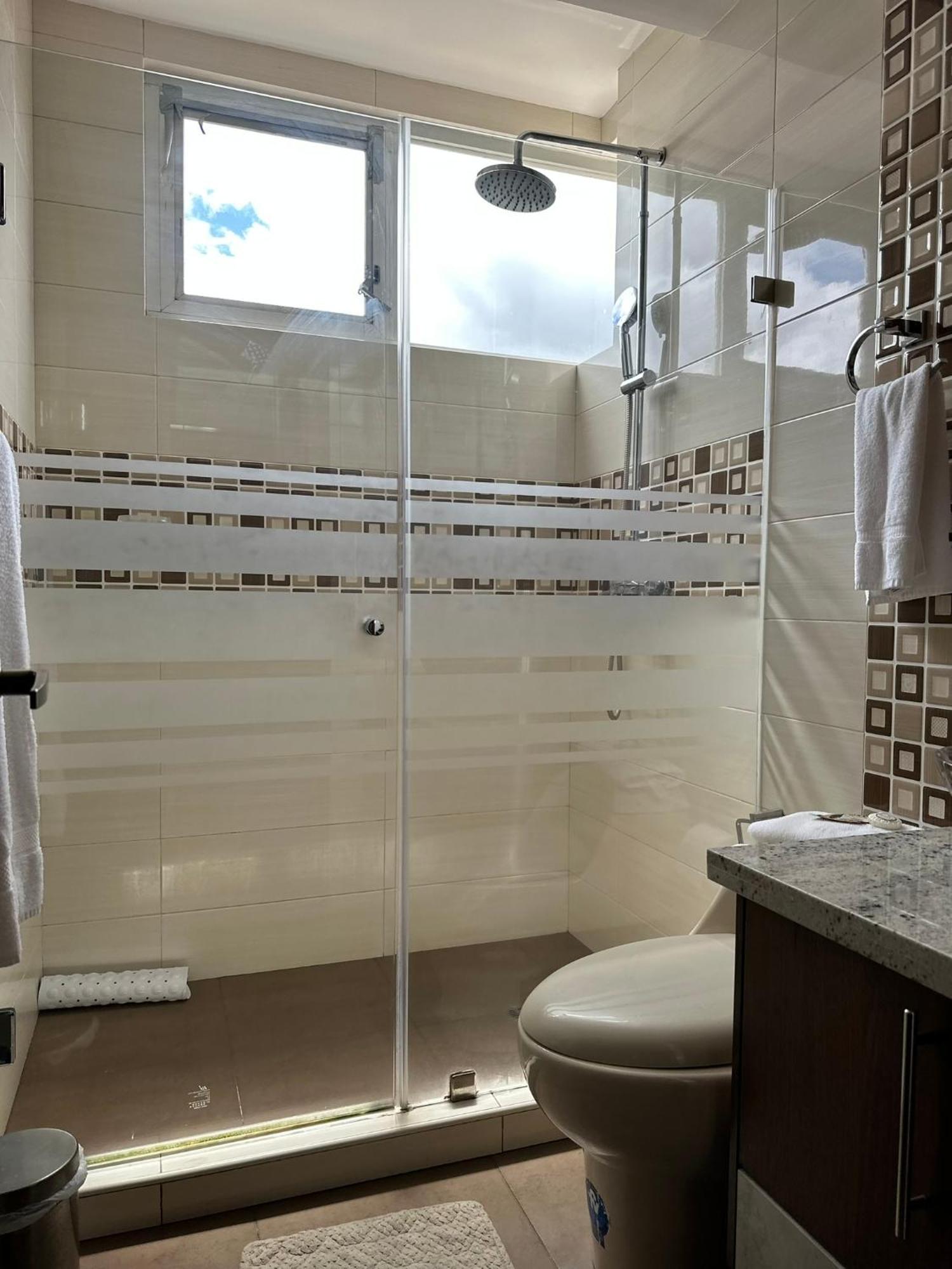 Instant Hotel - Departamento En Ambato Eksteriør billede