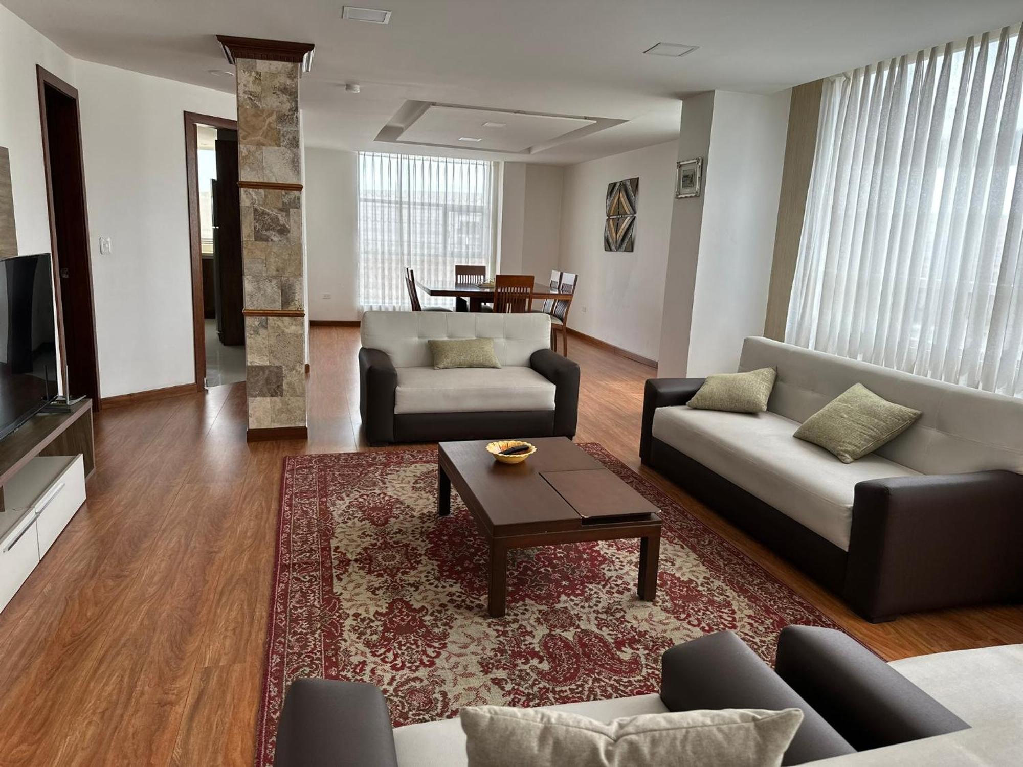 Instant Hotel - Departamento En Ambato Eksteriør billede