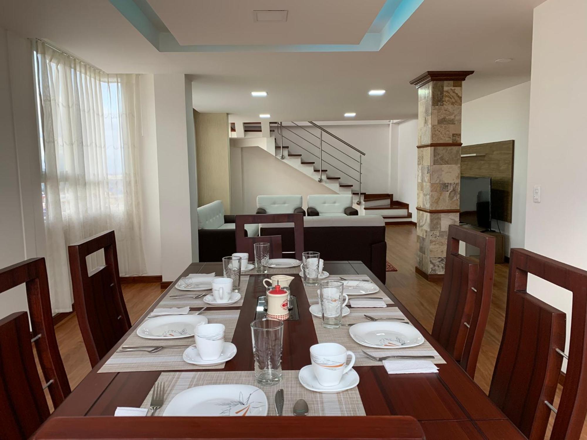 Instant Hotel - Departamento En Ambato Eksteriør billede