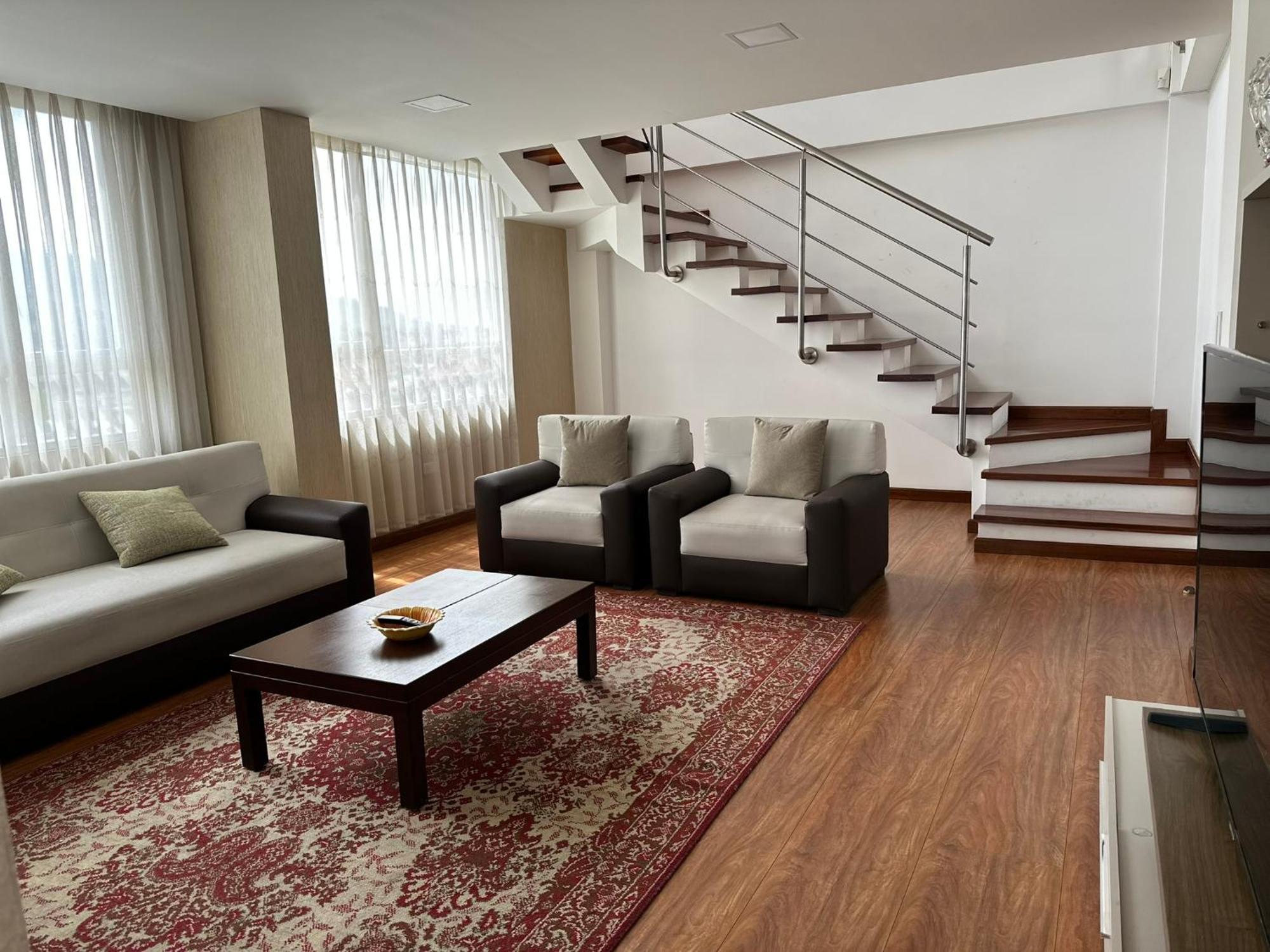 Instant Hotel - Departamento En Ambato Eksteriør billede