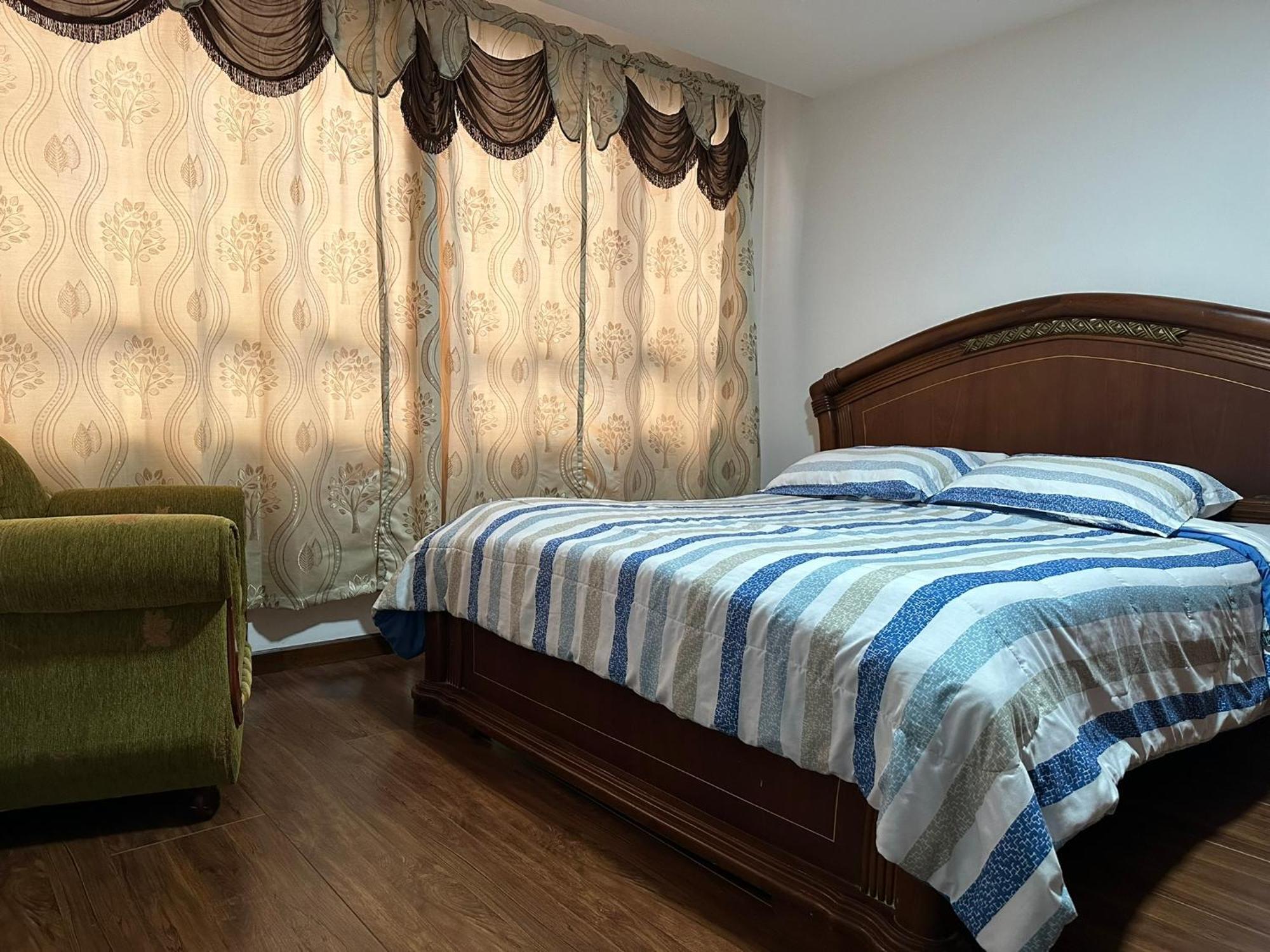 Instant Hotel - Departamento En Ambato Eksteriør billede